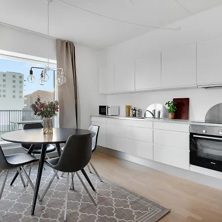 Apartment Sanders Arena - Dreamy One-bedroom Close To Metro Station *